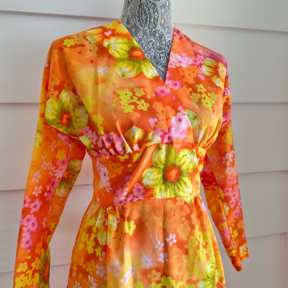 Vintage 1970s Hawaiian Floral Print Maxi Dress XS - Picture 2 of 7